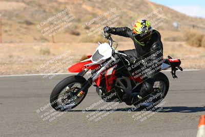 media/Feb-05-2023-Classic Track Day (Sun) [[c35aca4a42]]/Group 2/session 3 turn 13/